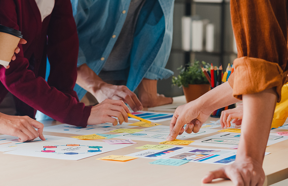 groupe-de-travail travail en équipe pendant les journées pédagogiques